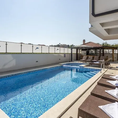 Luxury With A Swimming Pool Stobrec, - 14700 Villa Split